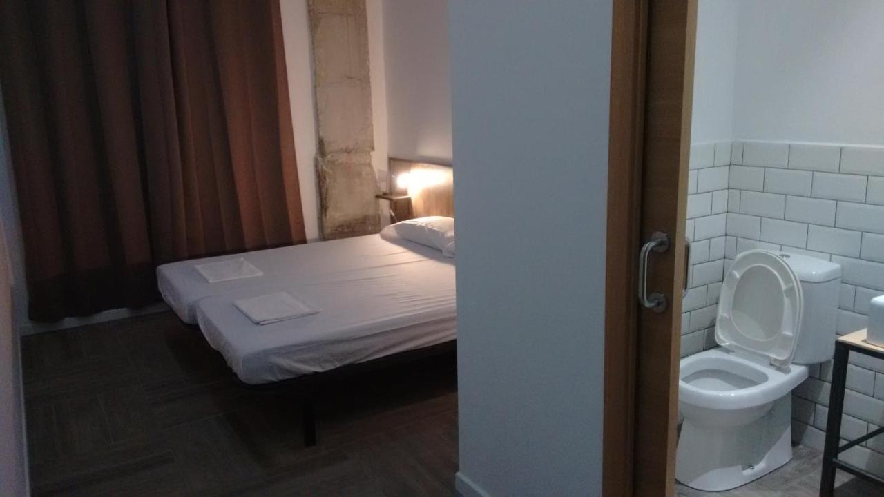 Twin Room Private Bathroom,726655153:JPEG